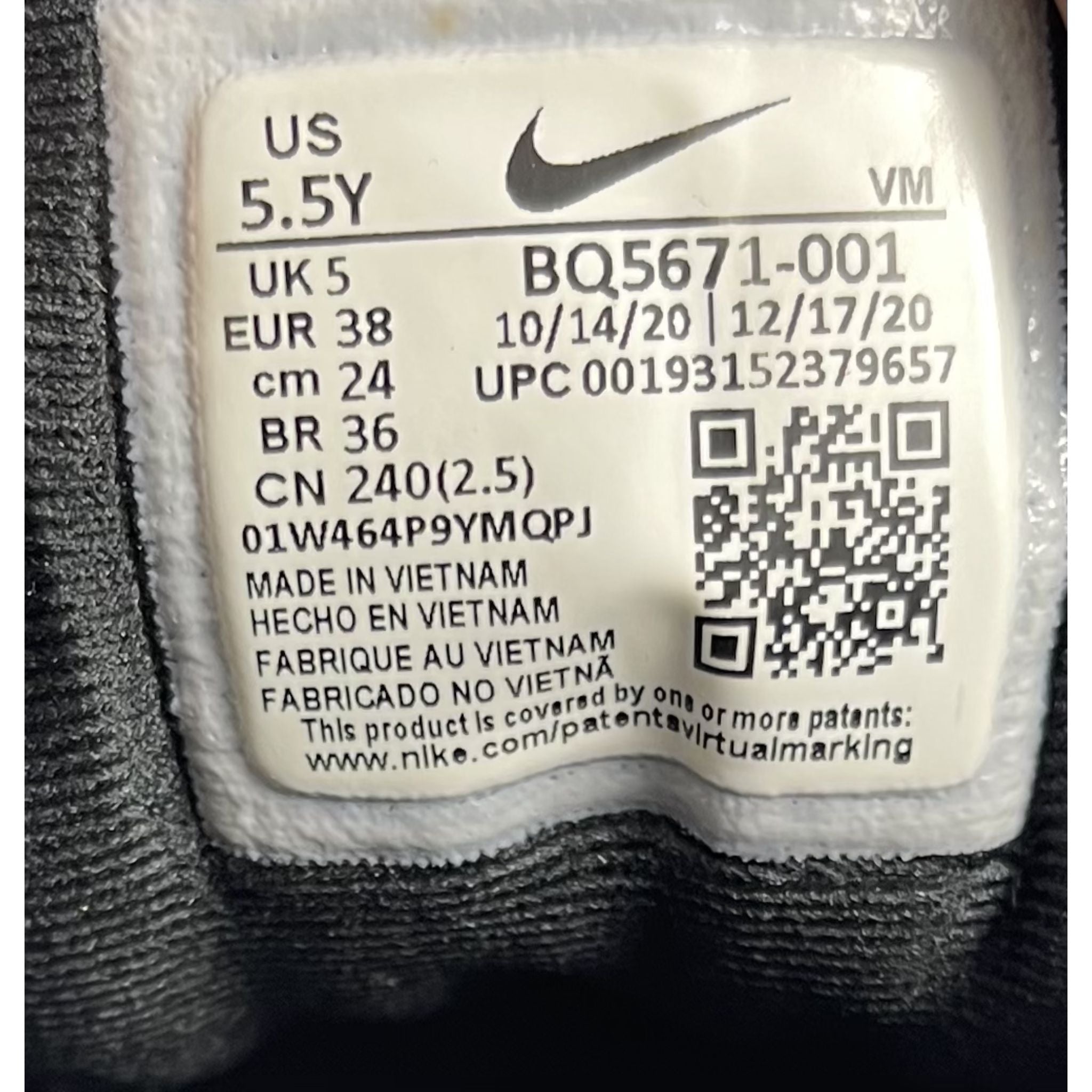 Nike Black  Lightweight Shoes