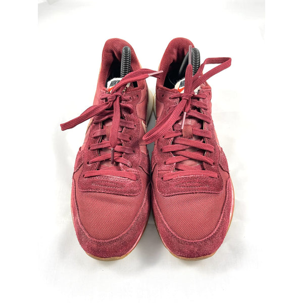 Nike Maroon Sneakers