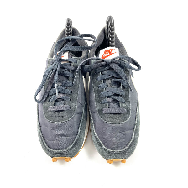 Black  Nike Sneakers