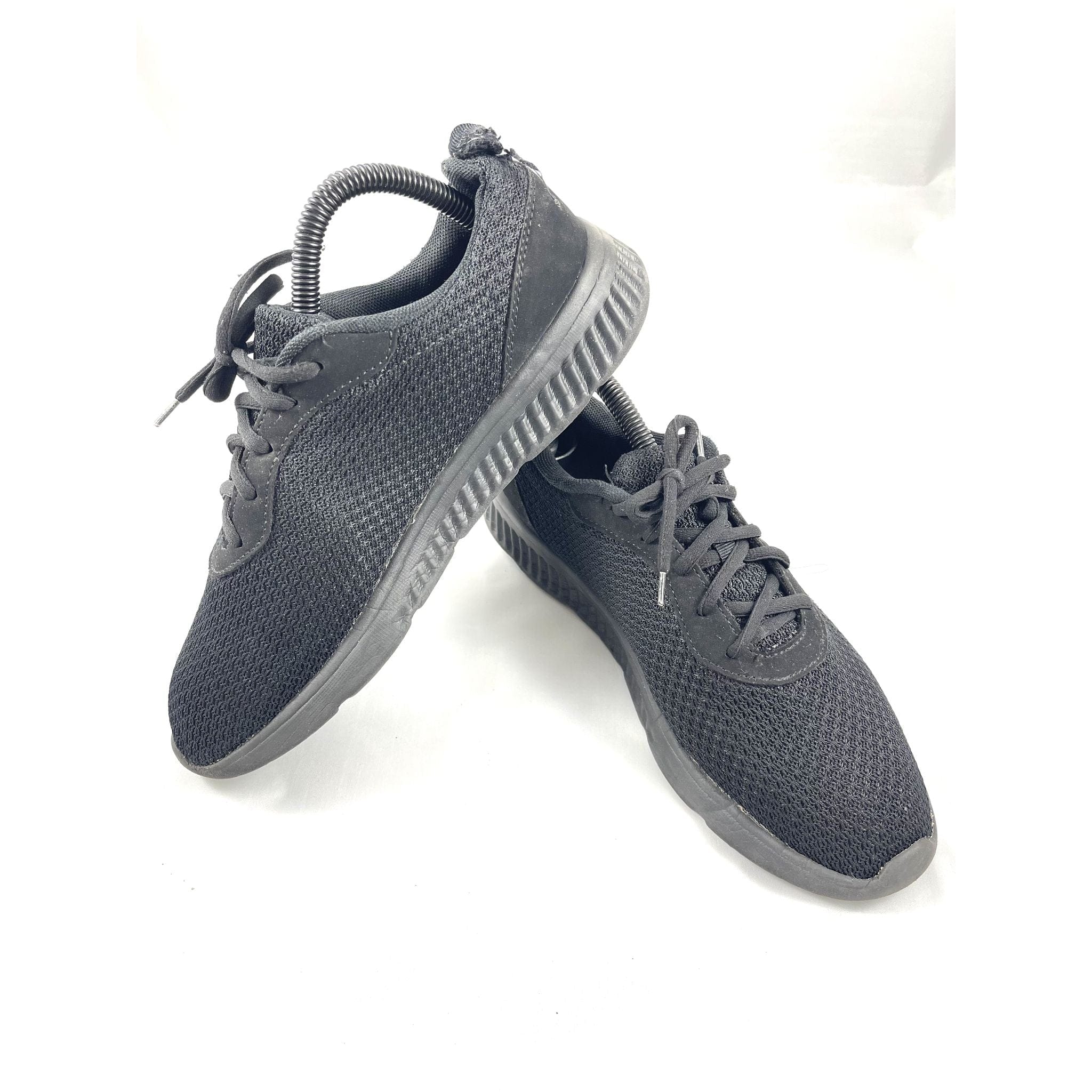 VTY Black Sneakers