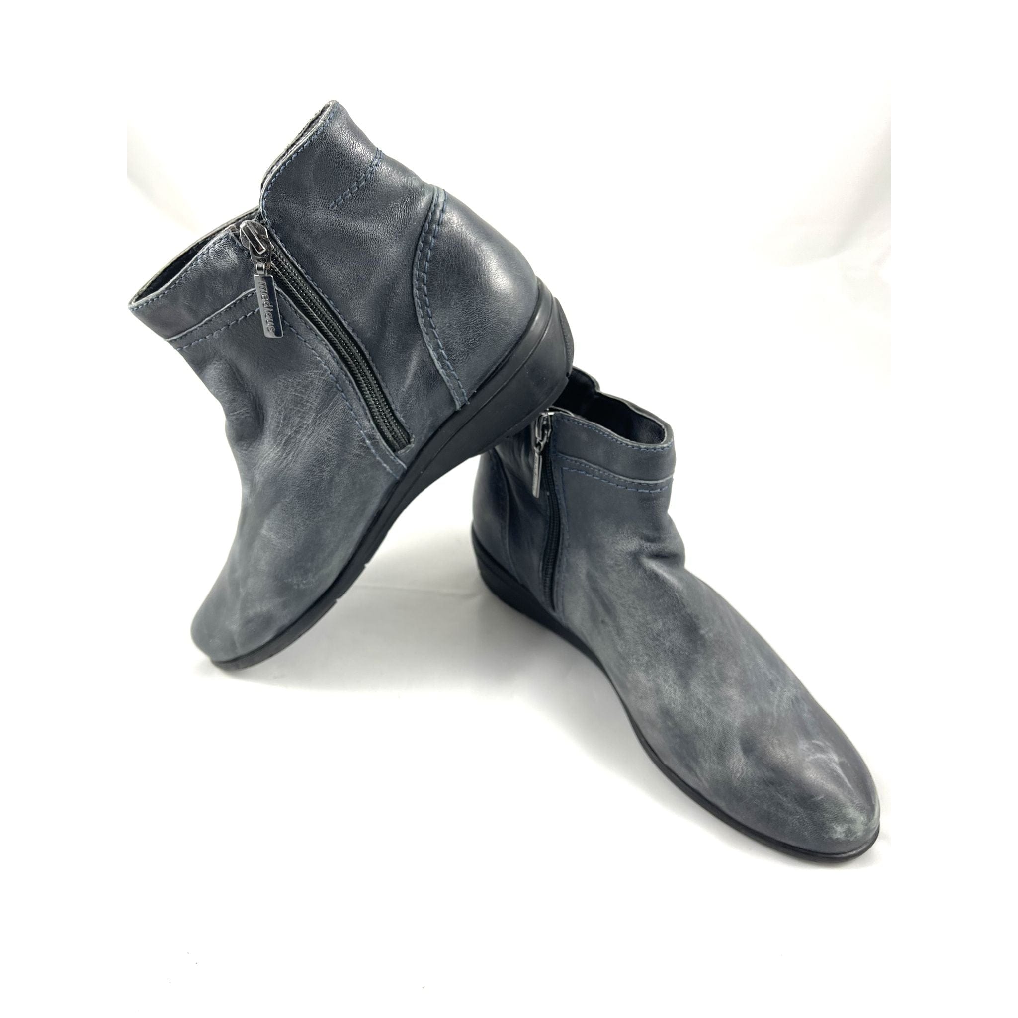 Medicus Black Boots
