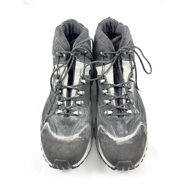 Vibram Black Boots